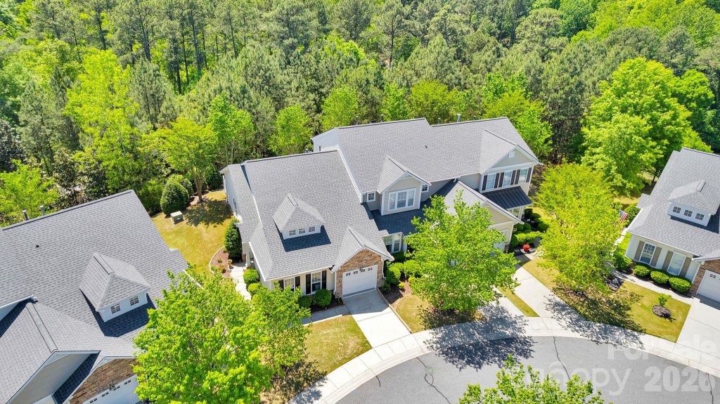 602 Pine Links Drive