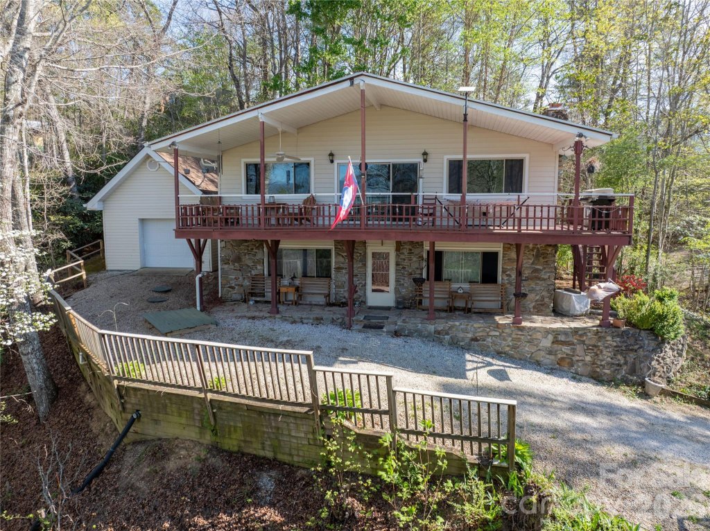 344 Pine Ridge Trail