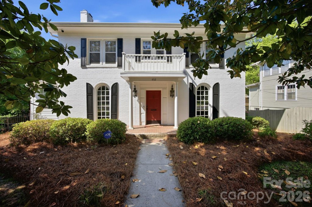 452 Union Street
