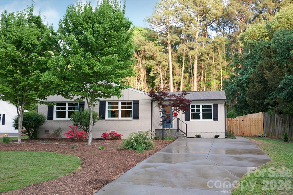 5107 Auburndale Road