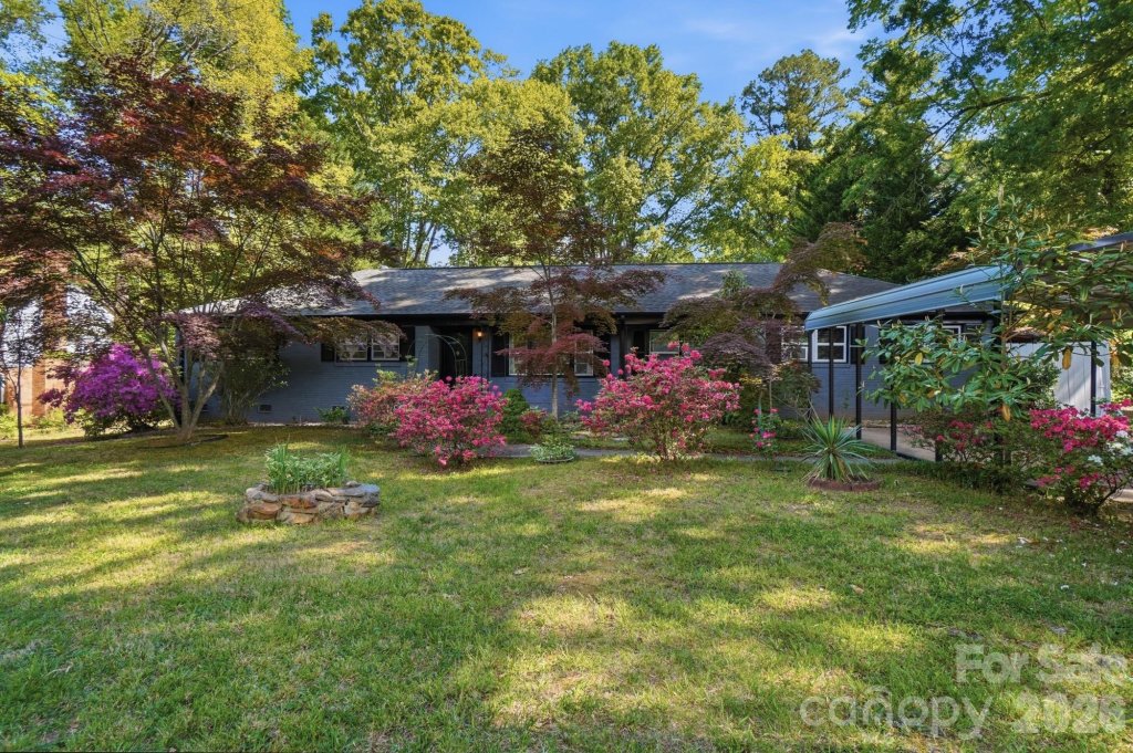 4701 Easthaven Drive