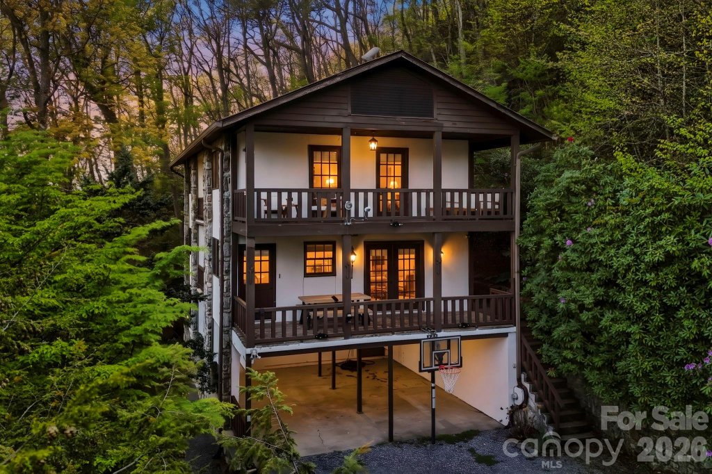 Mountain Top Development Inc, Maggie Valley community