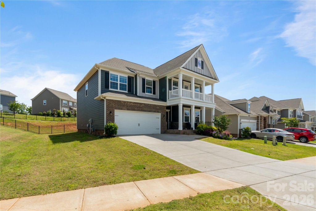 1001 Linn Cove Cove
