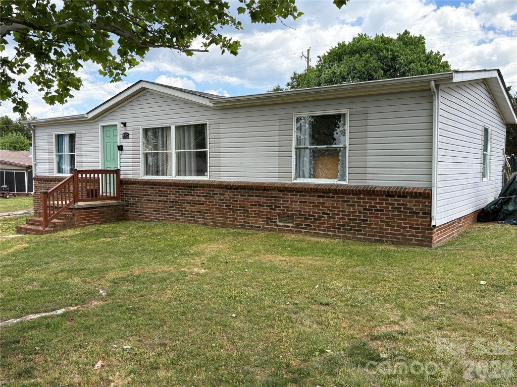 5507 Sandy Creek Court