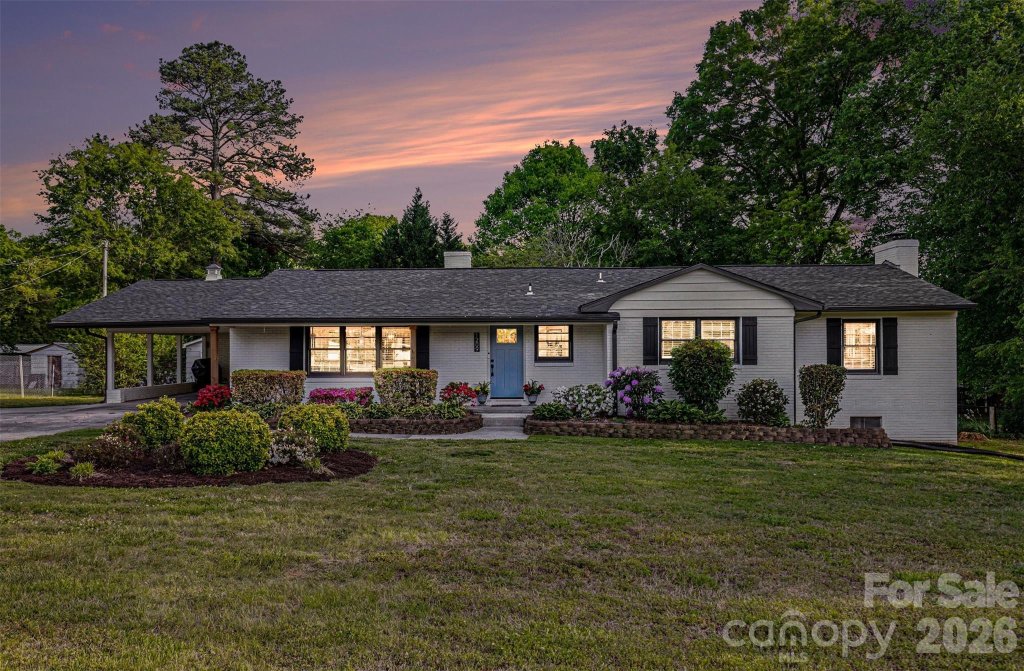 Meadowbrook, Salisbury community