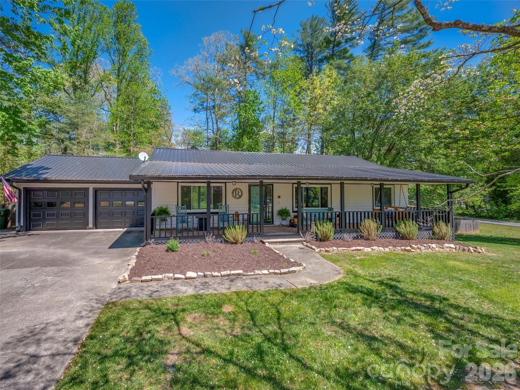 109 Scarlet Drive