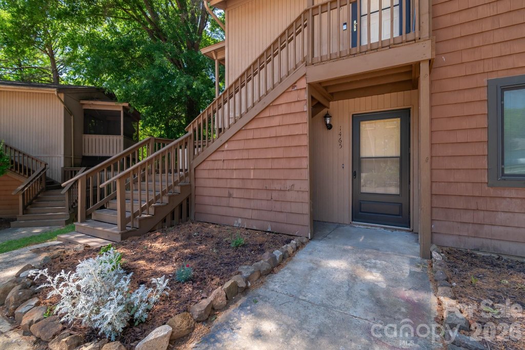 1465 Riverview Road