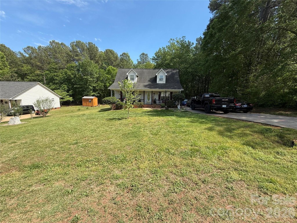 Magna Vista, Lincolnton community
