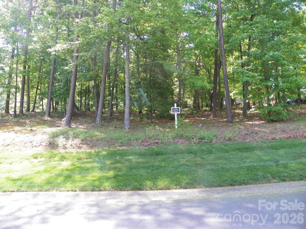 212 Whisper Lake Drive