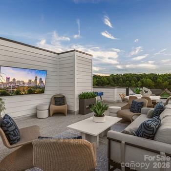 River District Westrow, Charlotte community