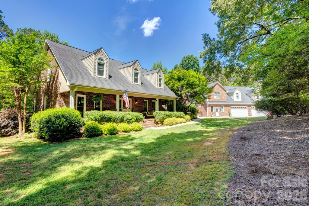 Sleepy Hollow, Concord community