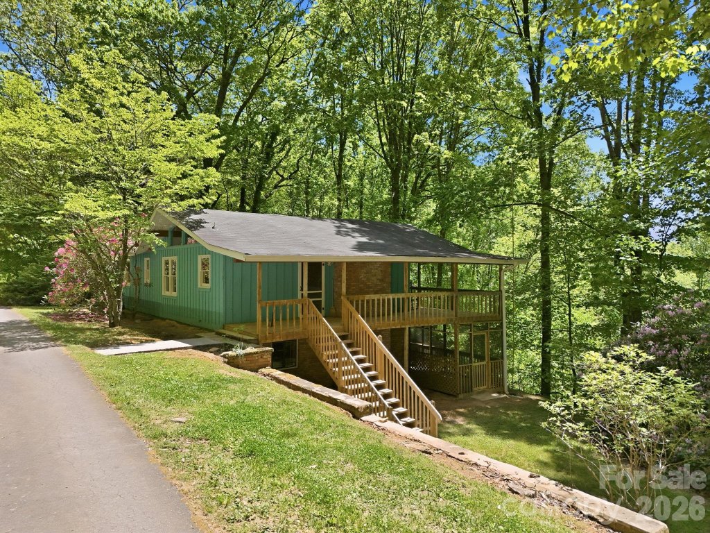 Dream Mountain, Canton community