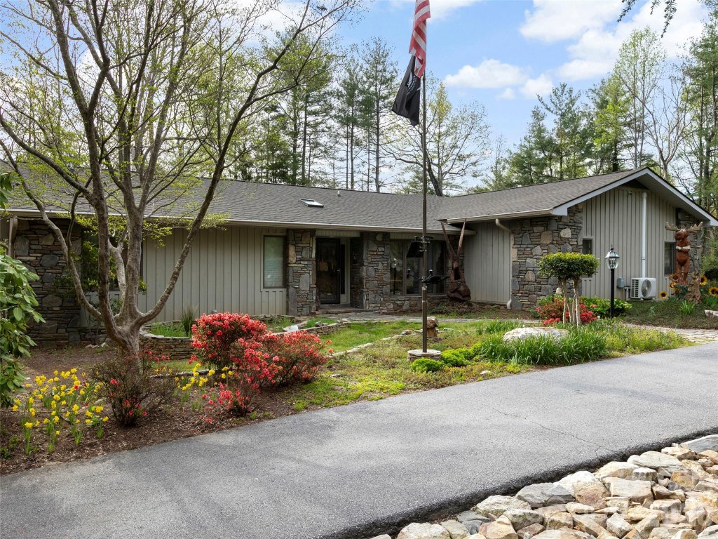 37 Hamilton Drive