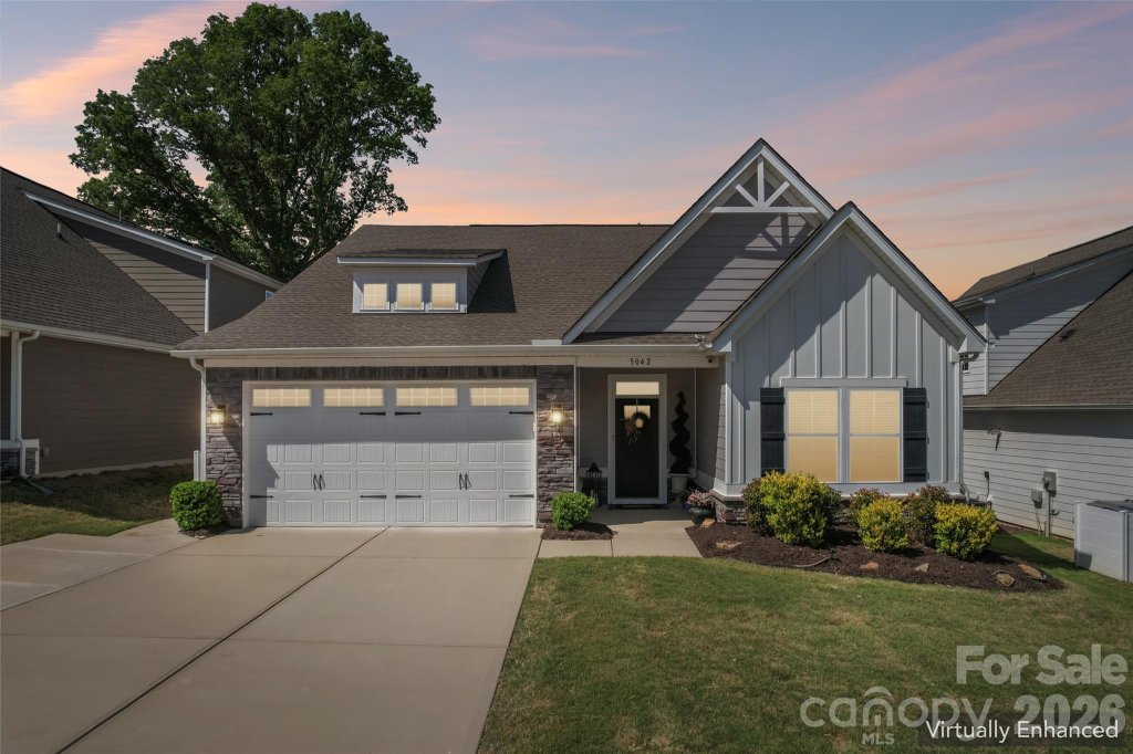Enclave At Holcomb, Charlotte community