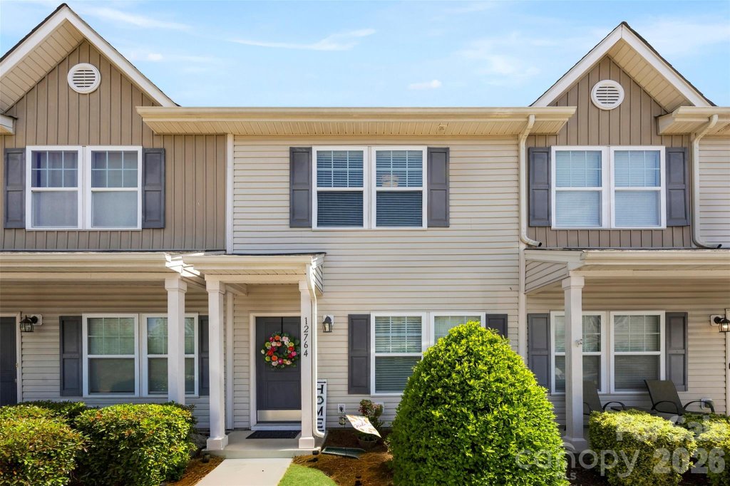 Calloway Glen, Charlotte community