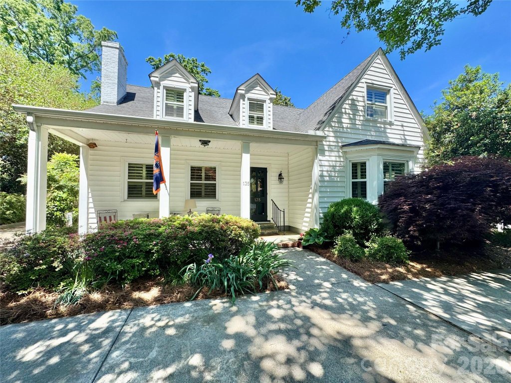 Hillcrest, Concord community