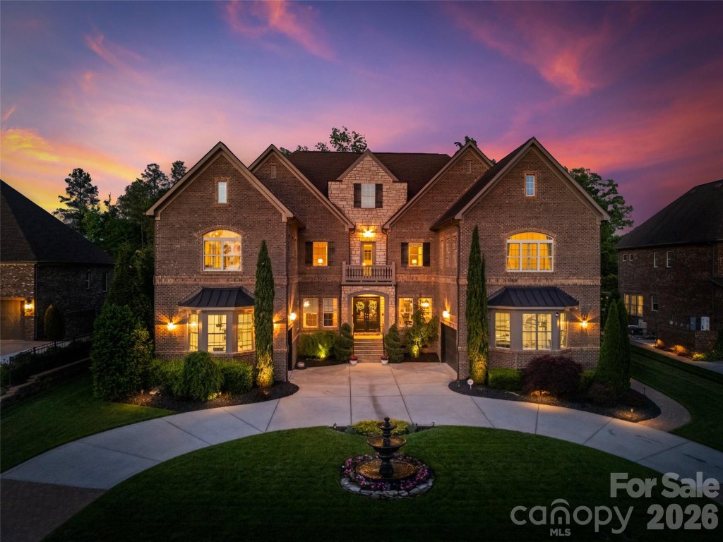 Ladera, Waxhaw community