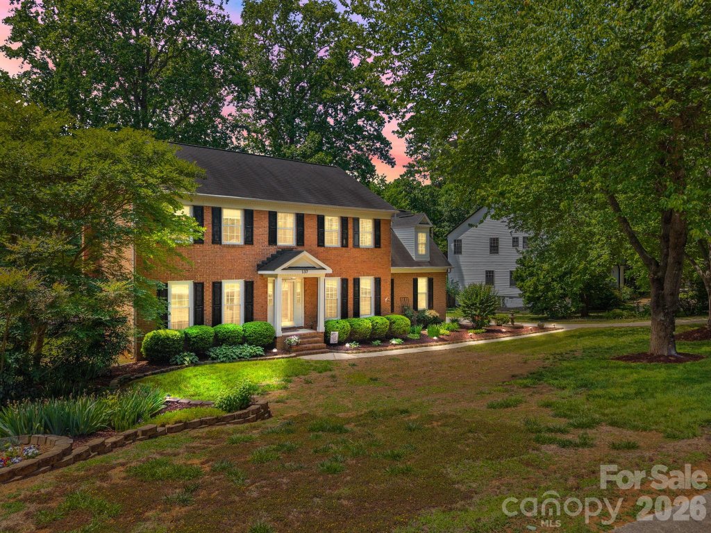 137 Paseo Drive