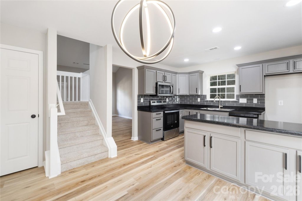 136 Mangum Circle