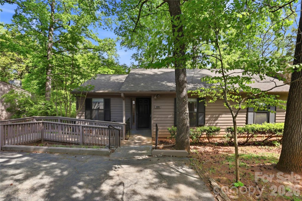 106 Cedar Hollow Drive