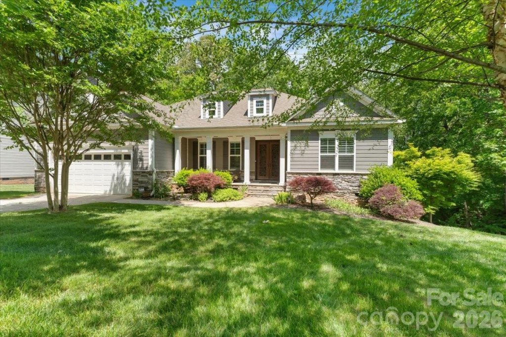 The Gates, Stanley community