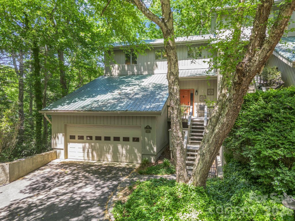 135 Mountain Village Boulevard