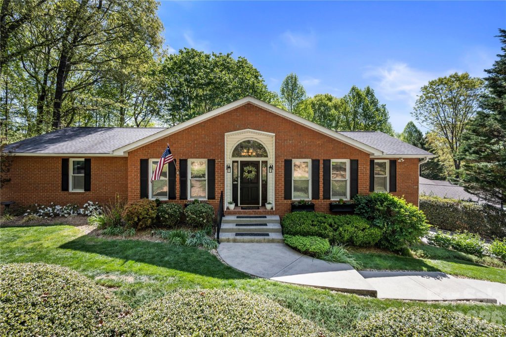 1801 Riverview Court