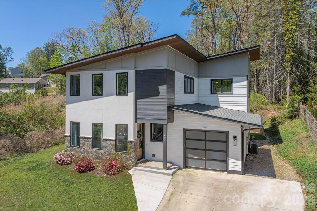 206 Torch Light Way