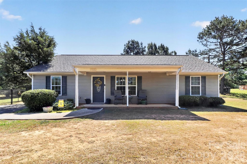 5306 Willow Run Drive