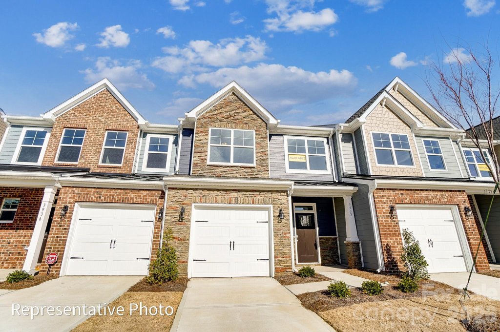 4377 Black Court