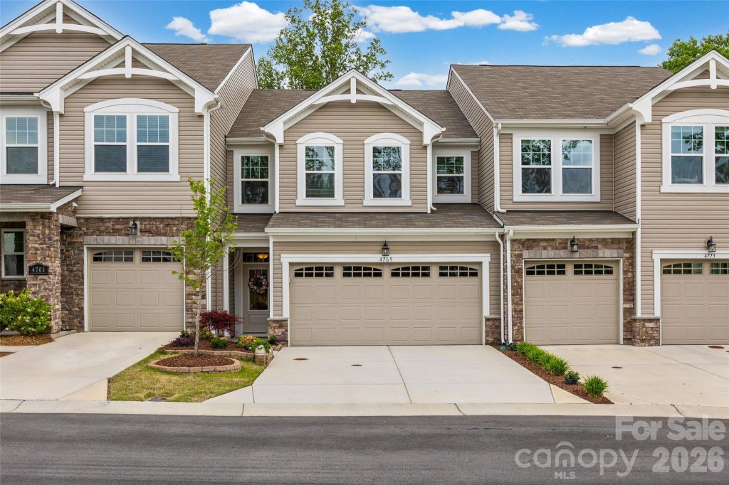 4769 Darcey Way