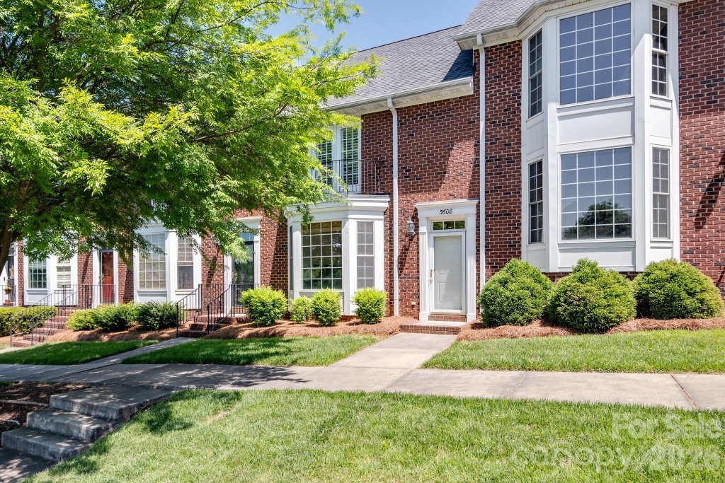 5608 Burck Drive