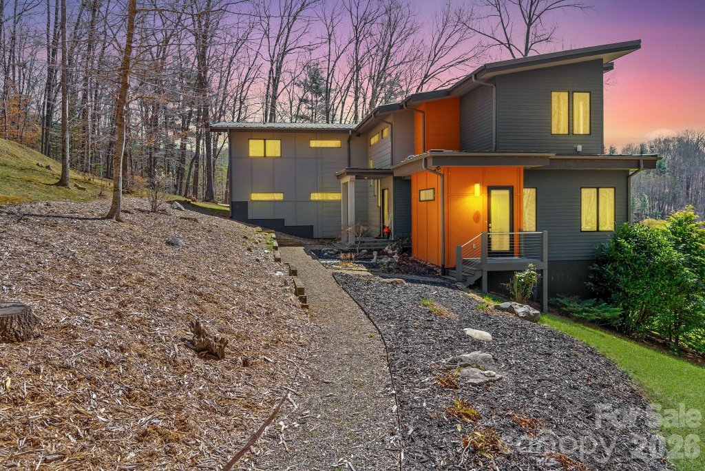 Mountain Meadows On Crooked Creek, Mars Hill community