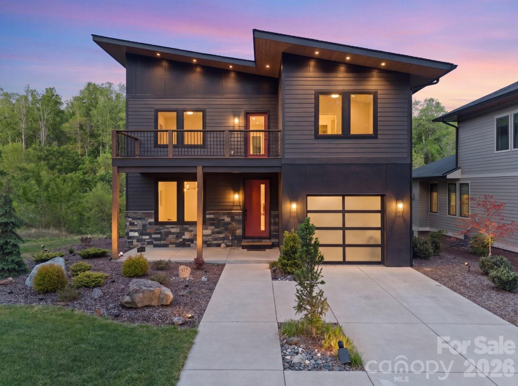 127 Rough Bark Trail