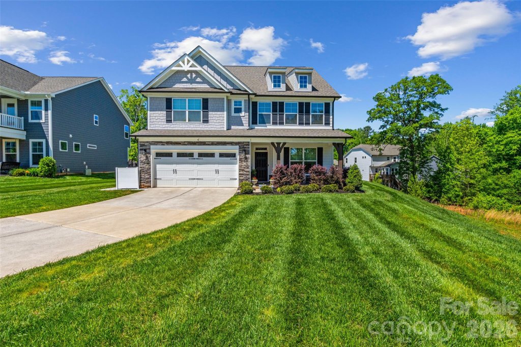 Robinson Oaks, Gastonia community