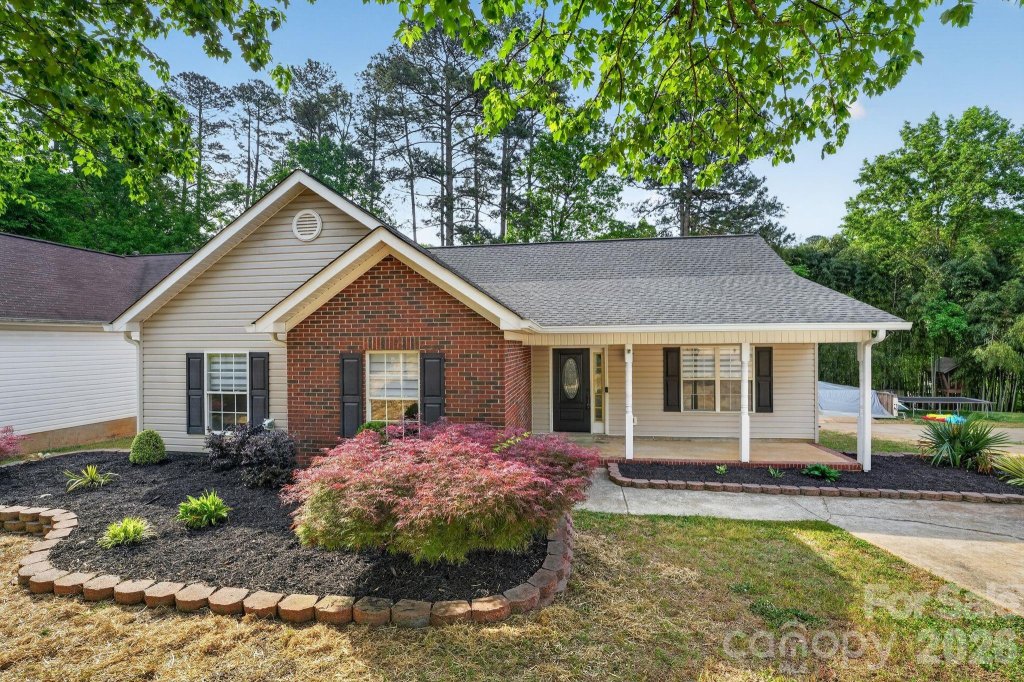 Benjamins Ridge, Rock Hill community