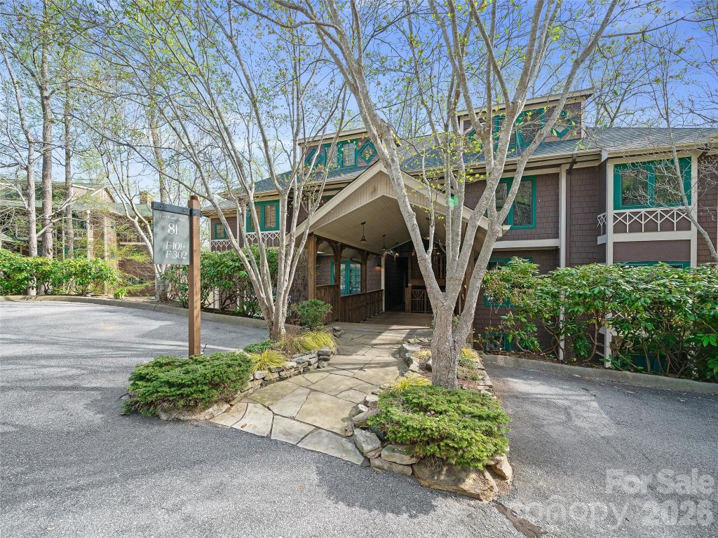 81 Creekside Way