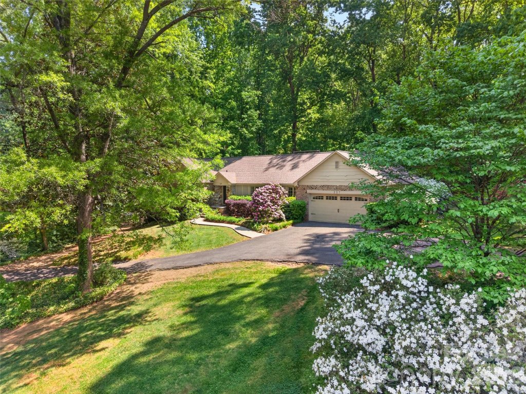 537 Saint Cloud Drive