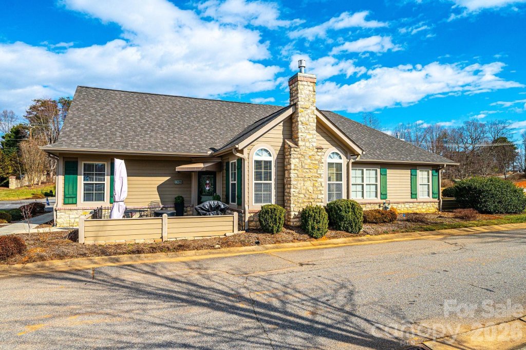 823 Wynnshire Drive