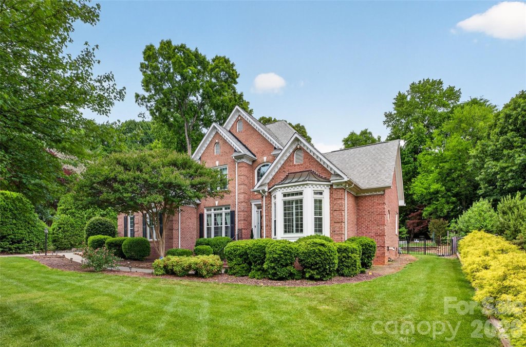 Radbourne, Charlotte community