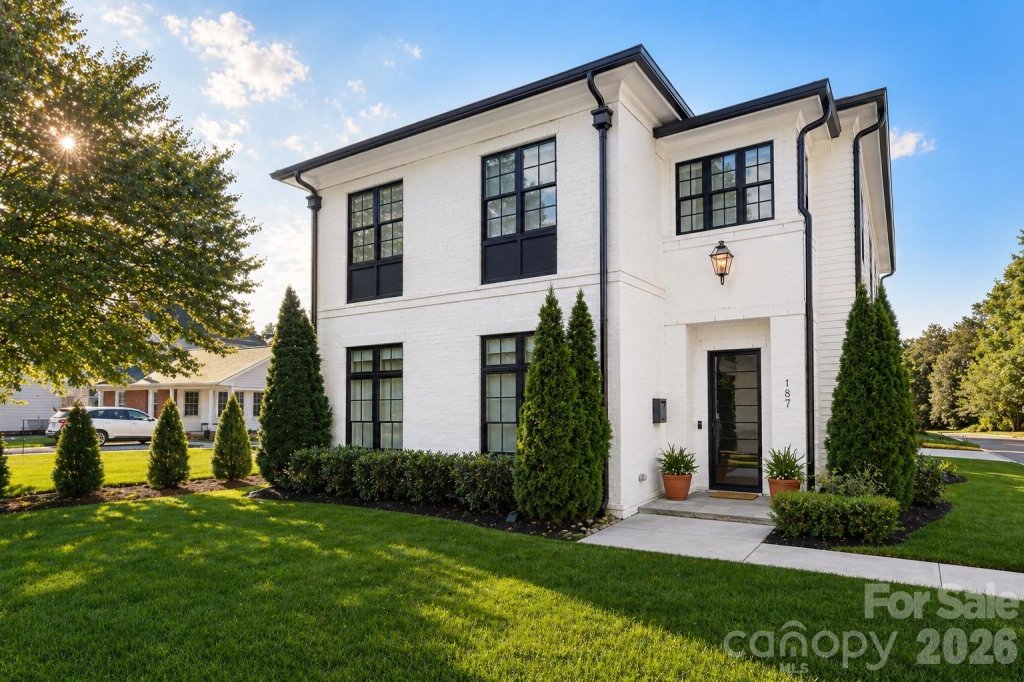 187 N Canterbury Road
