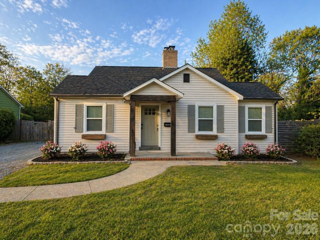 Dowd Heights, Charlotte community