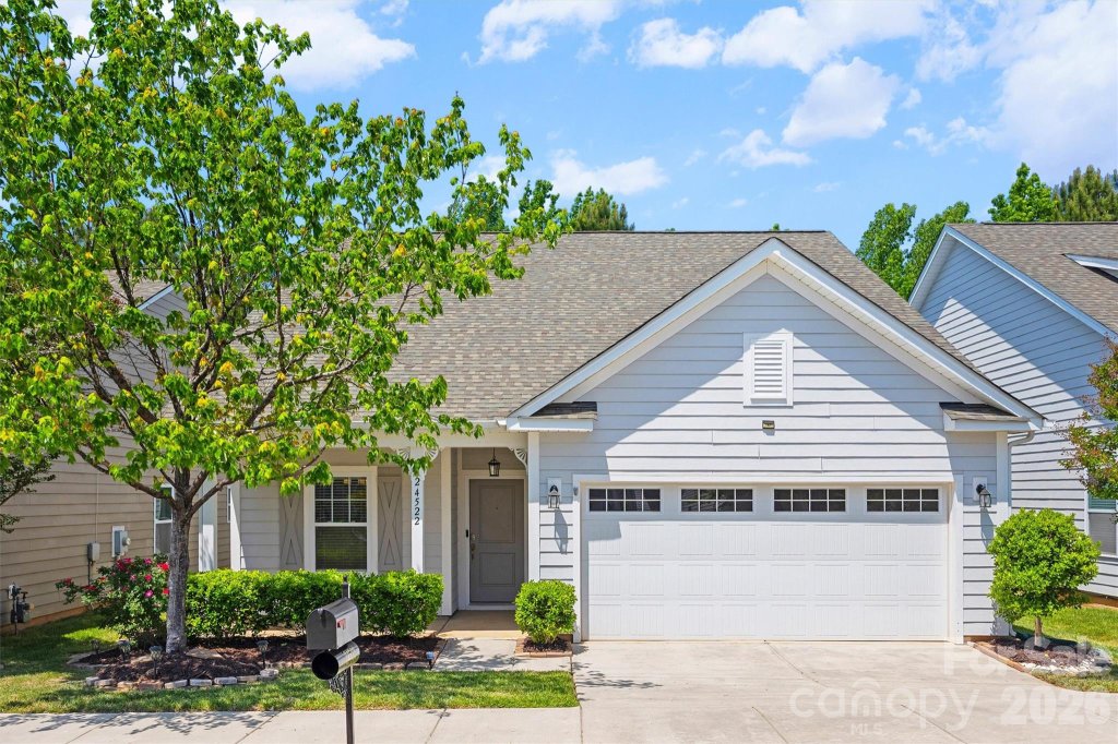 24522 Blue Heron Circle