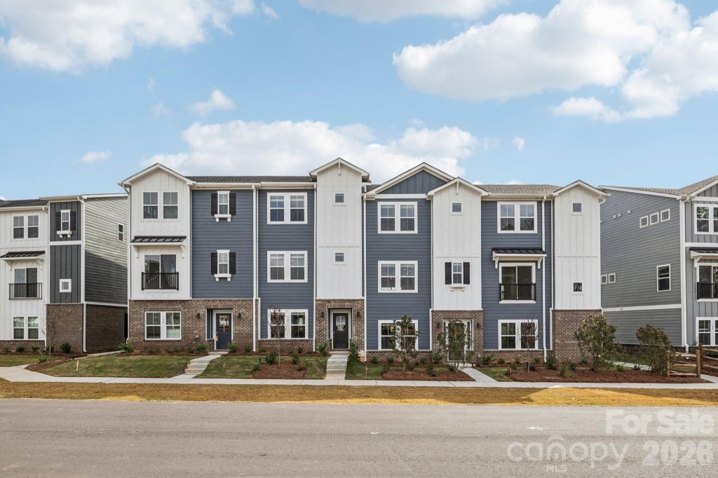 347 Golden Maple Court