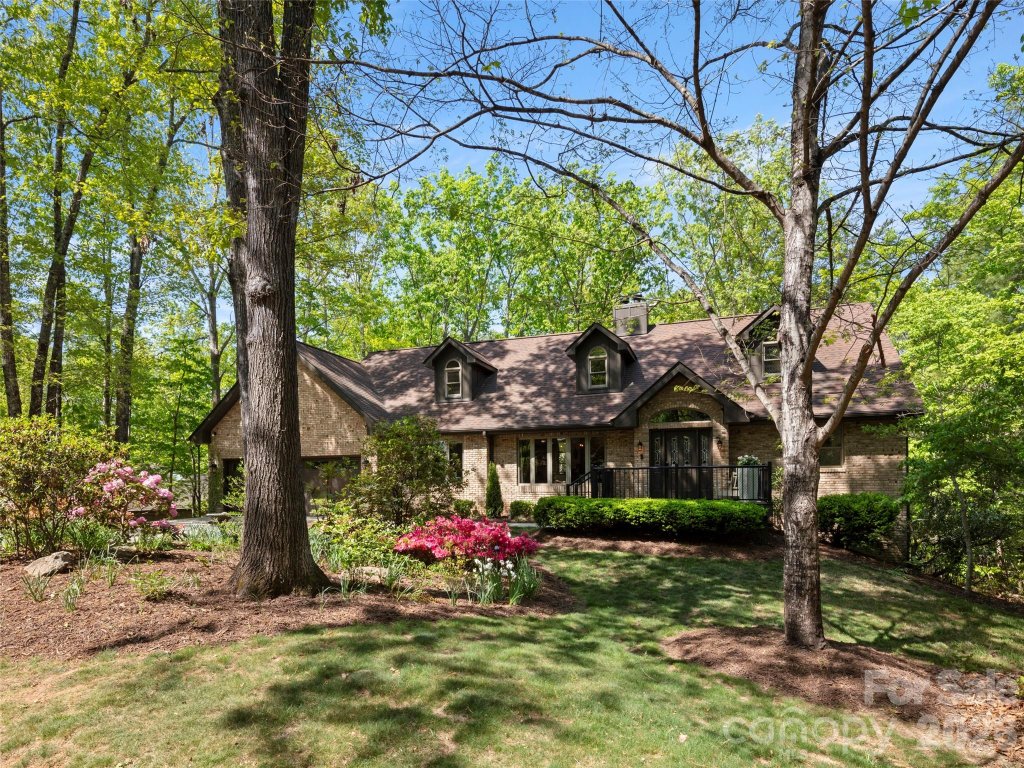 Eastmoor, Asheville community