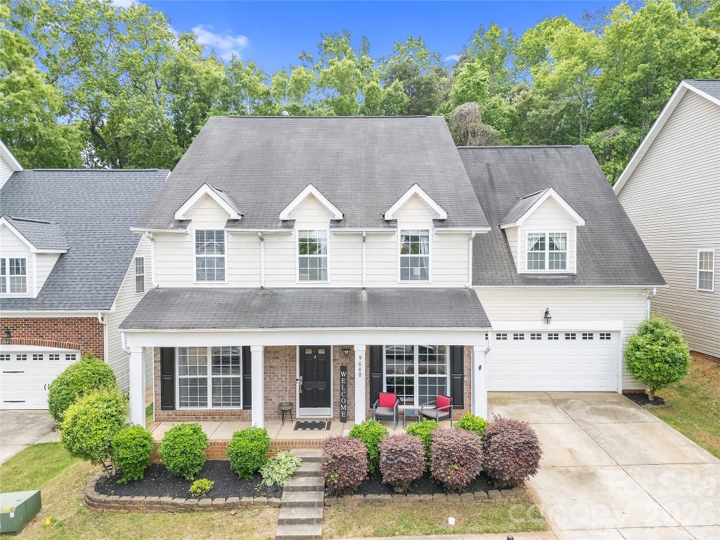 McCoy Crossing, Huntersville community