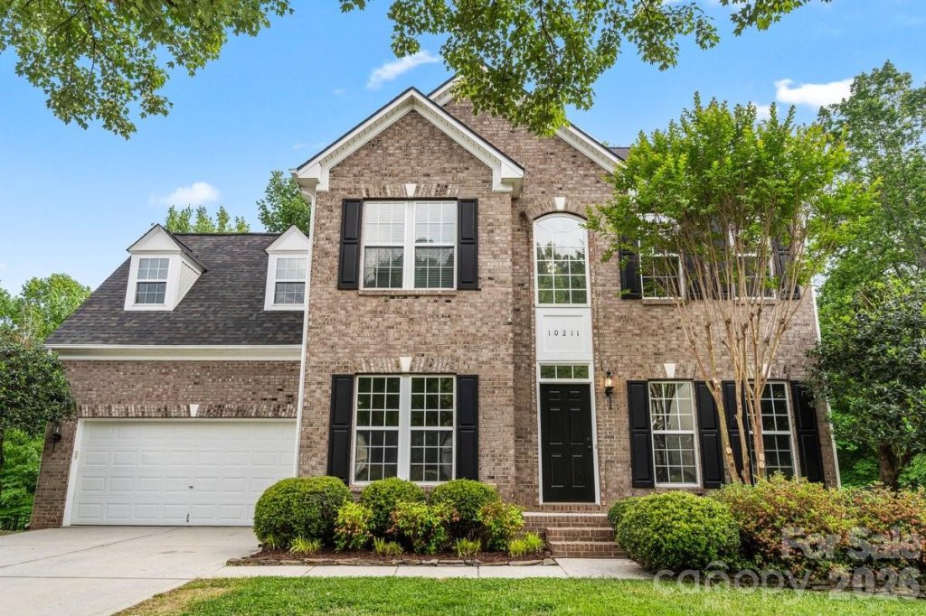 10211 Rivendell Lane