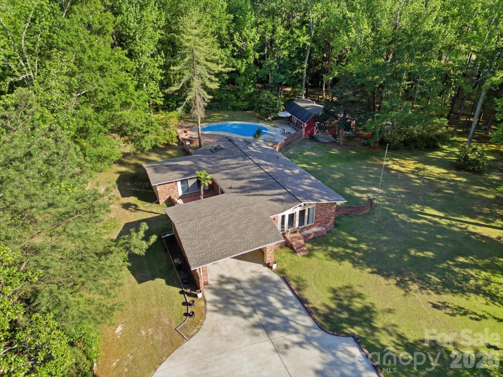 Sherwood, Lancaster community