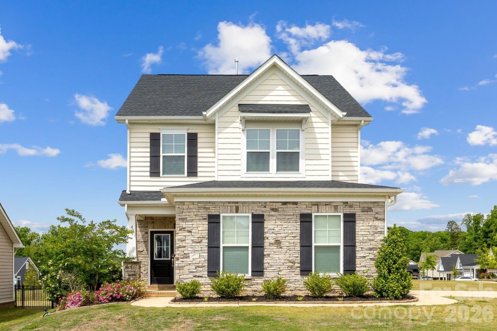 411 Hickory View Drive