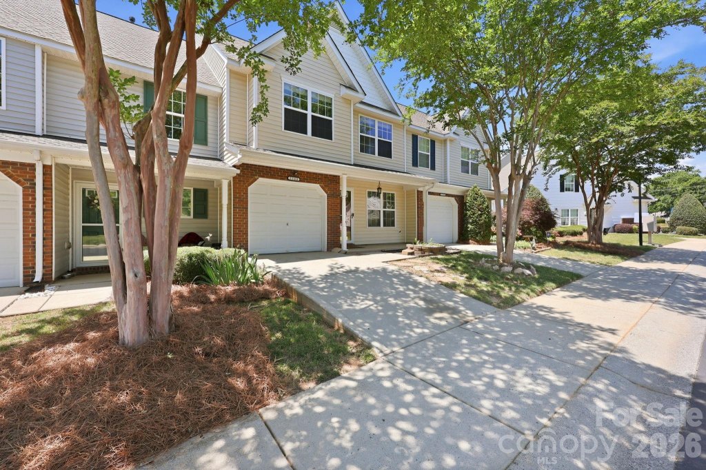 2540 Brackley Place